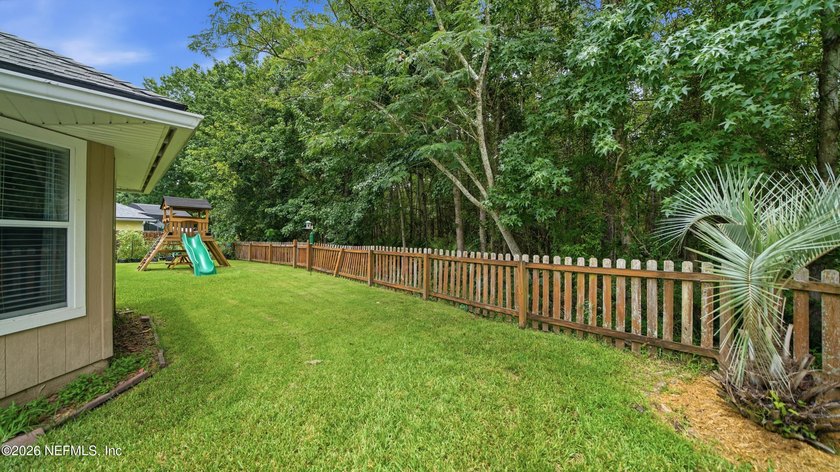 Welcome to a spacious home nestled in the desirable North Creek - photo 42