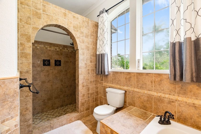 Come see this traditional 4 bedroom, 3 1/2 bath home situated on - photo 13
