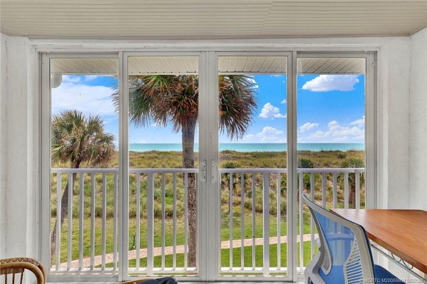 OCEANFRONT - Must see this cute and cozy 2/2 oceanfront condo - photo 20