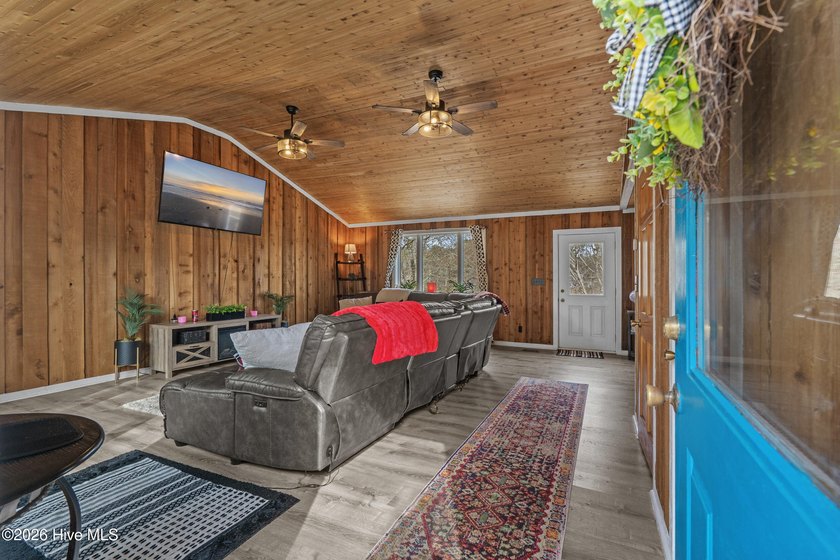 Sunset Beach waterfront gem! This 3-bed, 3.5-bath home offers - photo 4