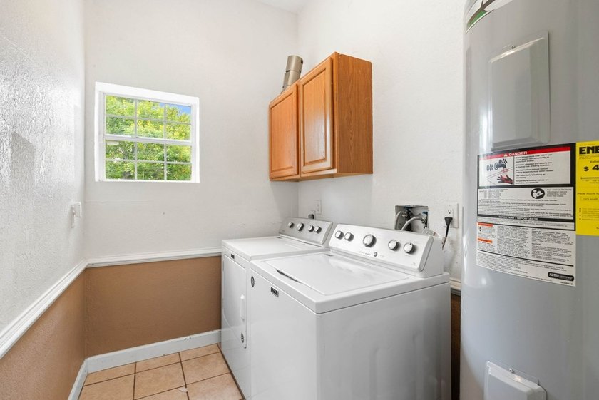 Come see this traditional 4 bedroom, 3 1/2 bath home situated on - photo 24