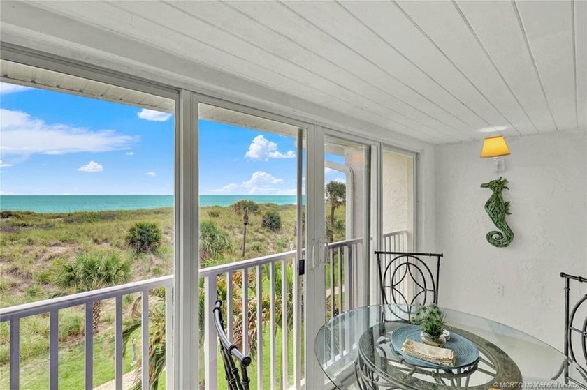 OCEANFRONT - Must see this cute and cozy 2/2 oceanfront condo - photo 29