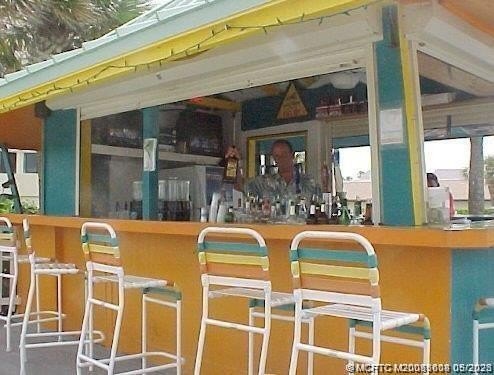 OCEANFRONT - Must see this cute and cozy 2/2 oceanfront condo - photo 30