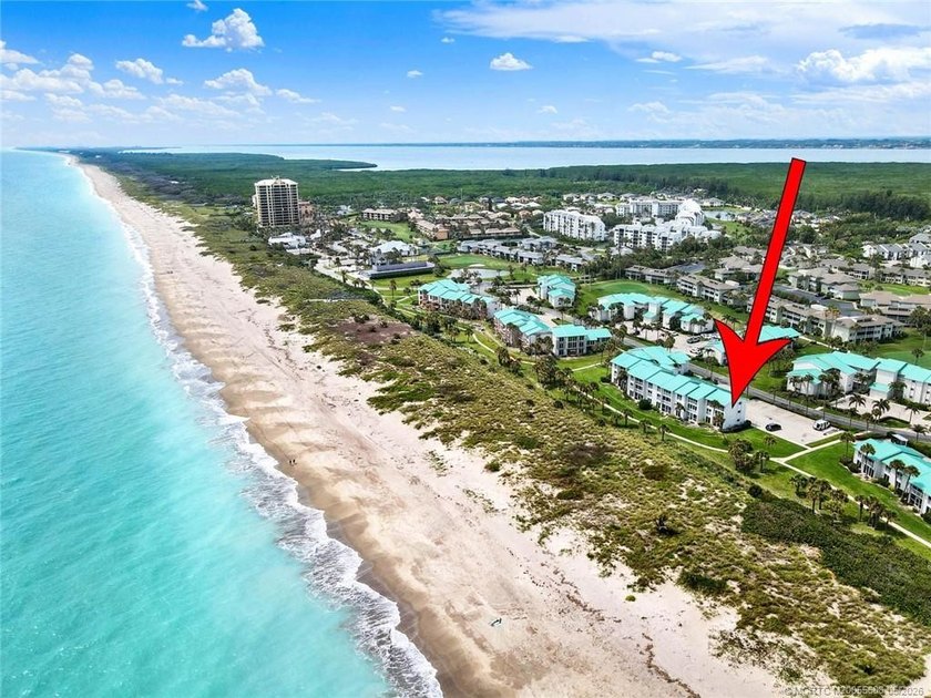 OCEANFRONT - Must see this cute and cozy 2/2 oceanfront condo - photo 37