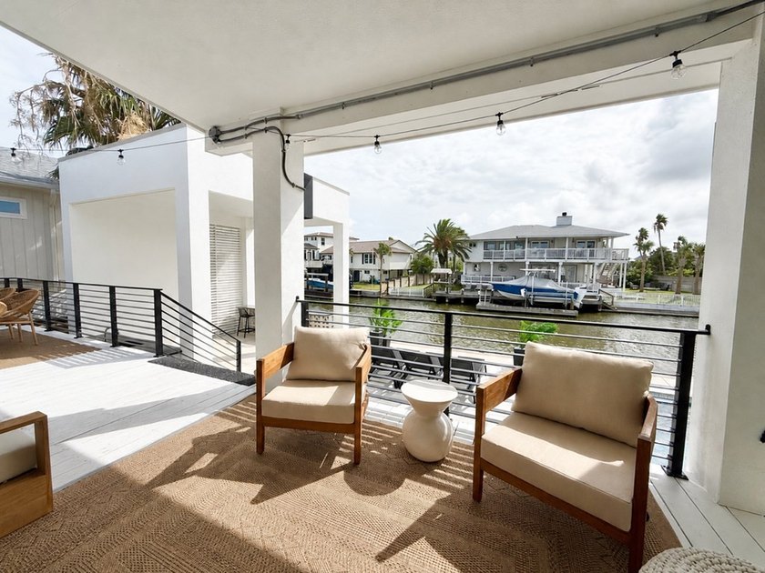 Don't miss this classy contemporary coastal charm on Key Allegro - photo 32