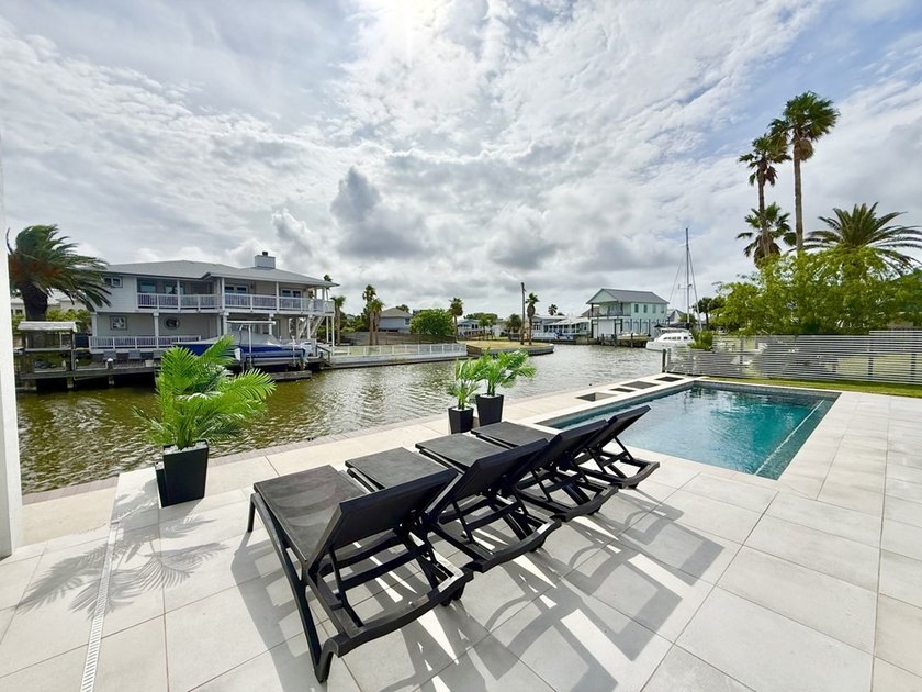 Don't miss this classy contemporary coastal charm on Key Allegro - photo 35