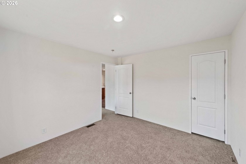 This move-in-ready home offers three bedrooms, twOpo bathrooms - photo 17