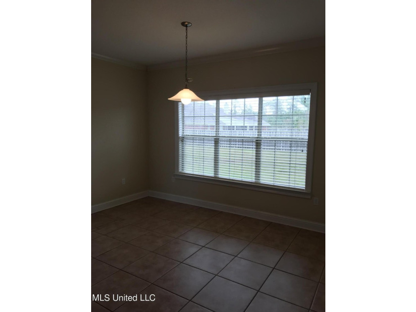 FAMILY FRIENDLY 4 bedroom 2 bath home in Ocean Springs school - photo 6
