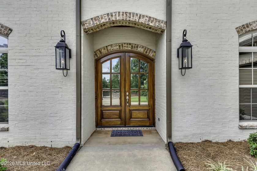 Experience luxury living in this custom-built, one-owner home - photo 7