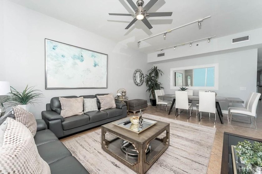 Spectacular North Tower North corner unit at SPI's highly sought - photo 12