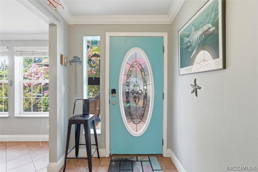 Welcome to 8421 W. Scott Court in beautiful Chassahowitzka, a - photo 6