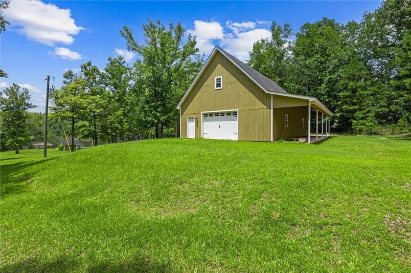 Over 92 Acres of Waterfront Living at its Finest! Escape to your - photo 40
