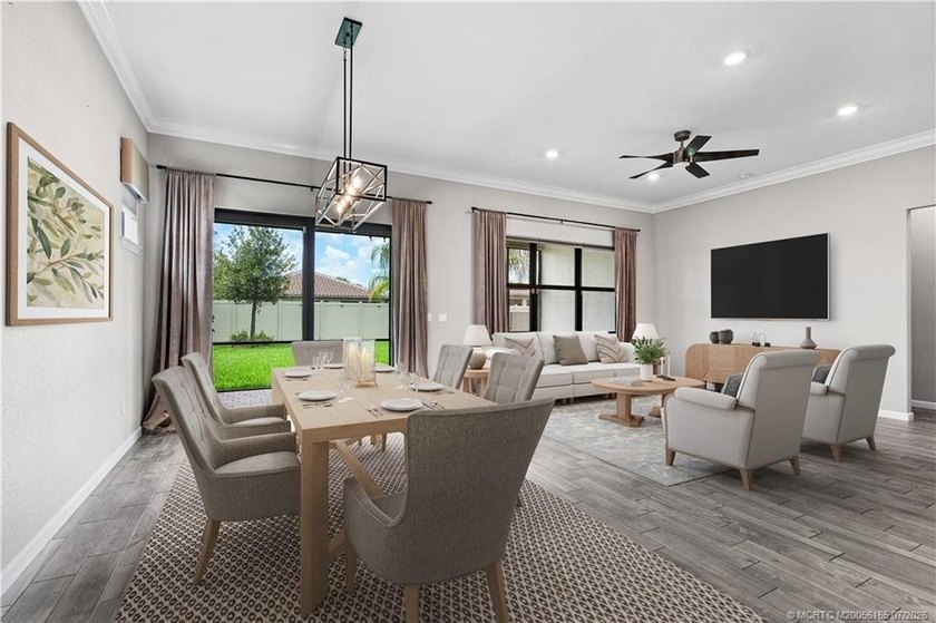 Welcome to this 2022 custom CBS home in Veranda Gardens. Prime - photo 4