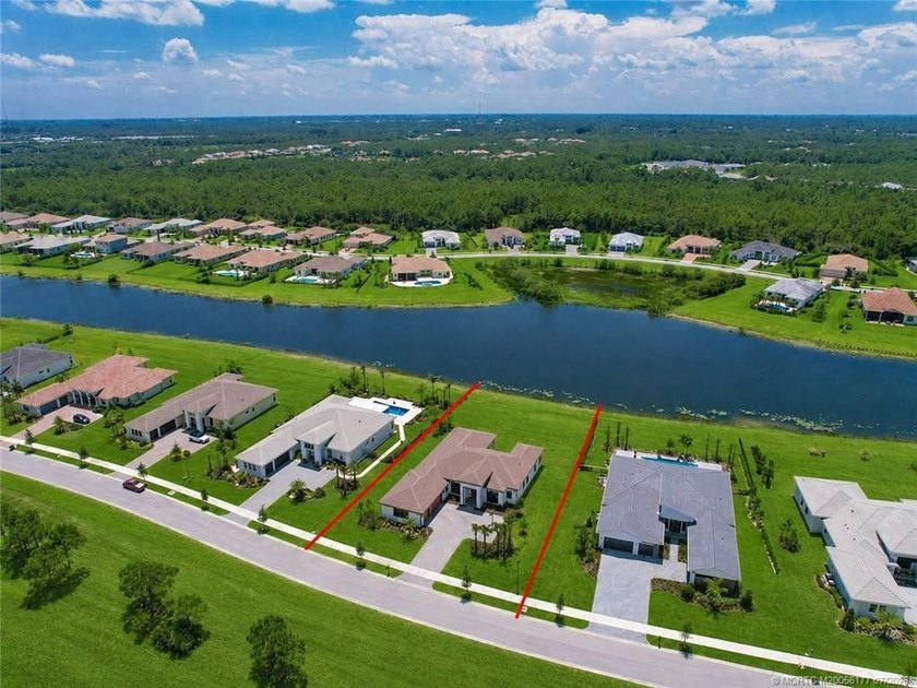 Stunning lake views from one of the most sought-after lots in - photo 3
