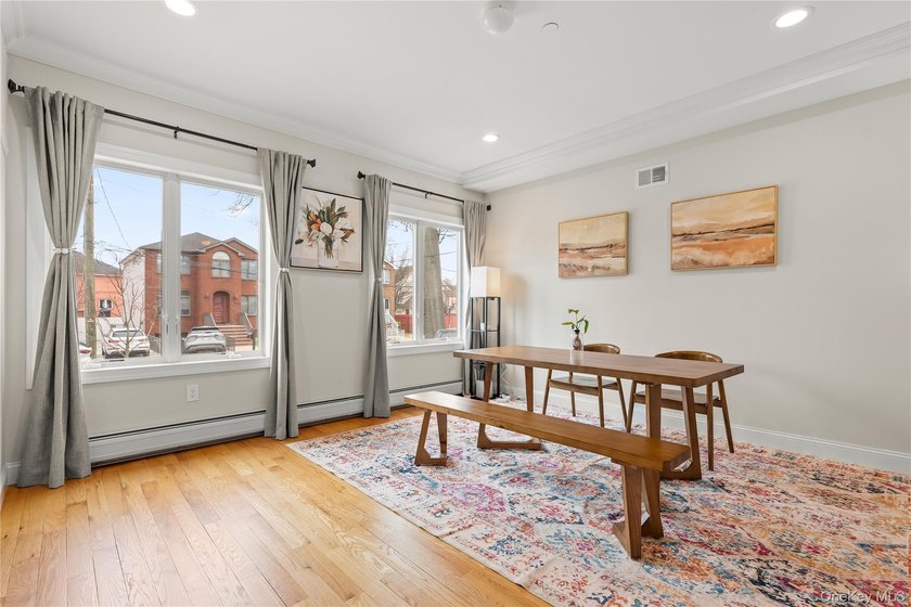 Welcome to this beautifully maintained, newly built home (2023) - photo 21