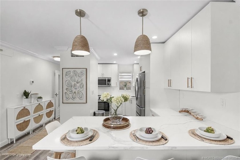 Beautifully renovated one-bedroom residence in Monterey Yacht &amp; - photo 8