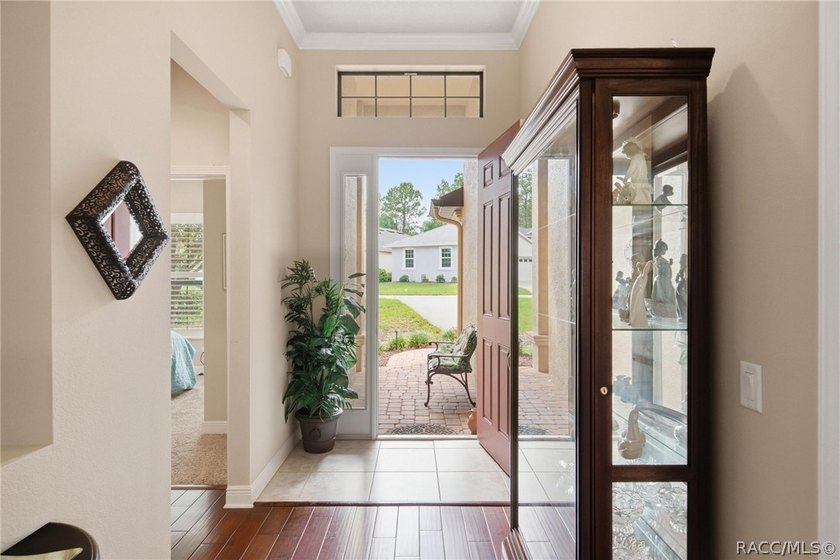 Welcome to this beautifully maintained home in the desirable - photo 6