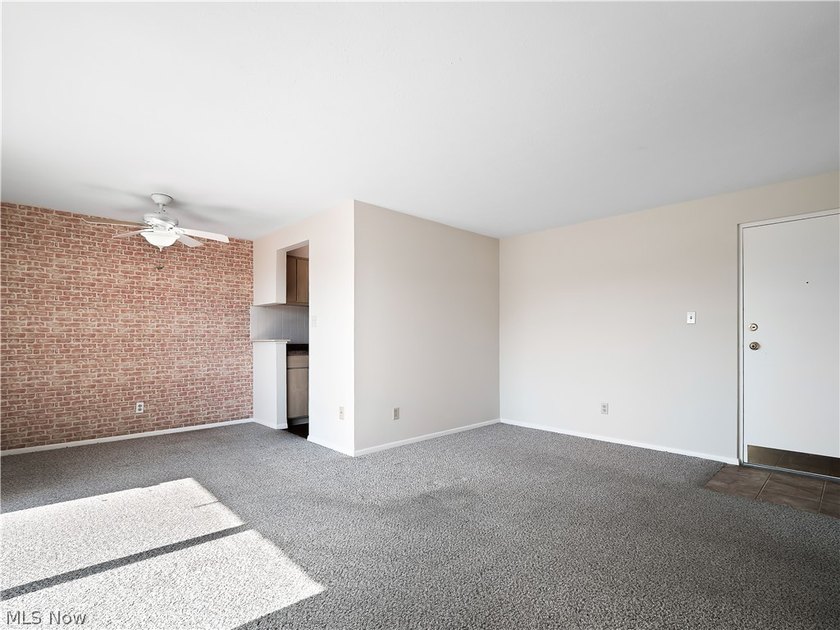 Welcome home to Kirtland House! Located in the heart of vibrant - photo 12