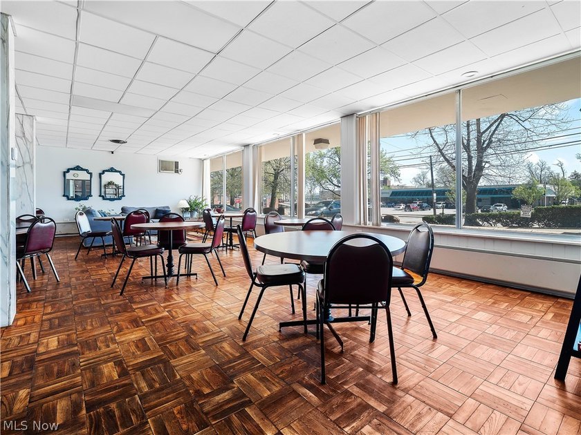 Welcome home to Kirtland House! Located in the heart of vibrant - photo 32