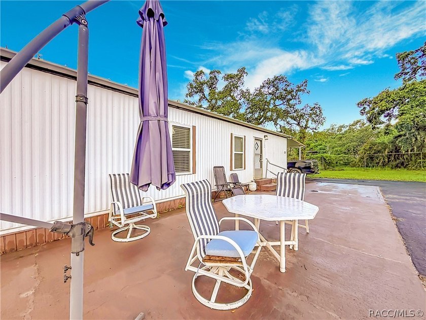 BACK ON THE MARKET due to the buyer having to cancel for - photo 4