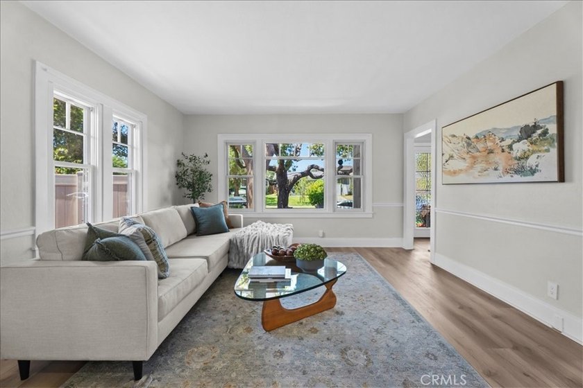 Welcome to one of Old Torrance's most inviting residences, where - photo 4