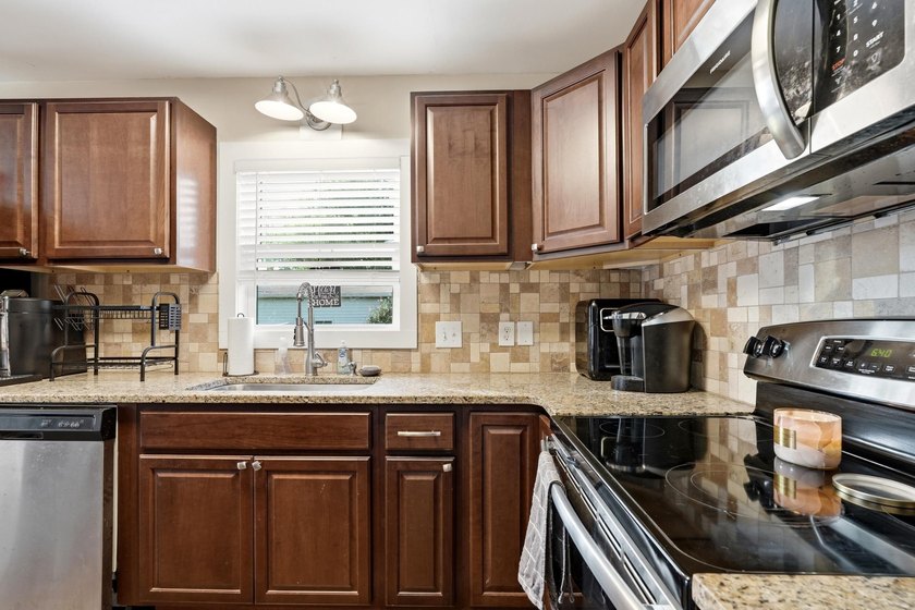 Updated, move-in ready, and ideally located. Welcome to 522 Lake - photo 12
