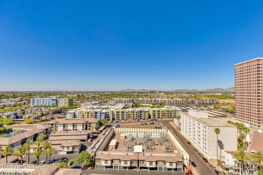 Elevated 16th-floor condo in Executive Towers offering stunning - photo 16