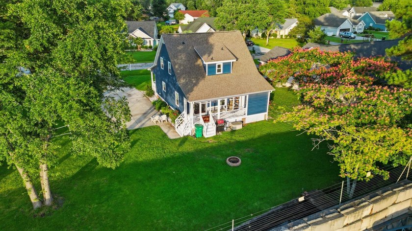 Updated, move-in ready, and ideally located. Welcome to 522 Lake - photo 29