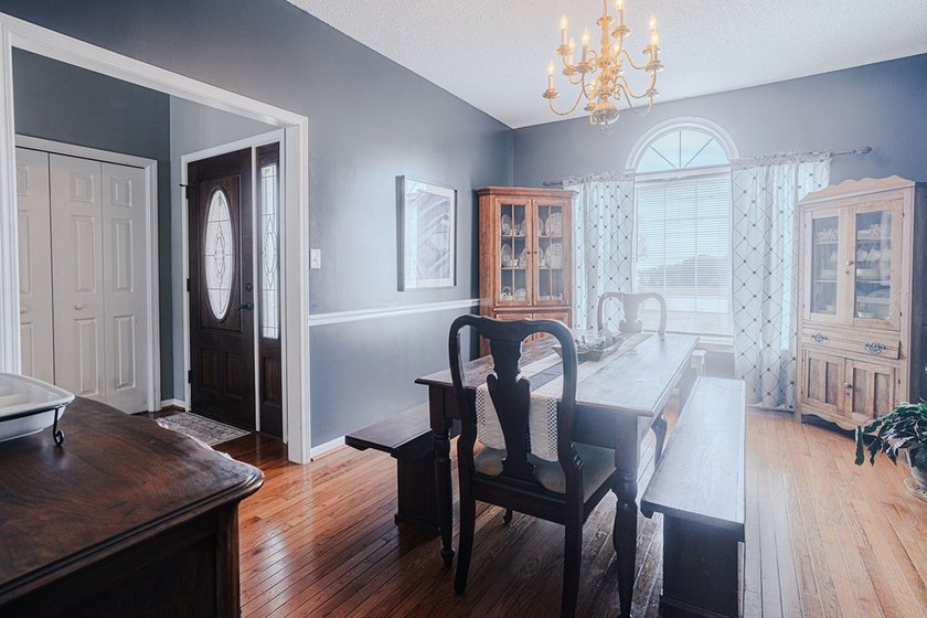Welcome to this beautiful 3 bedroom 2 bath brick home located in - photo 11