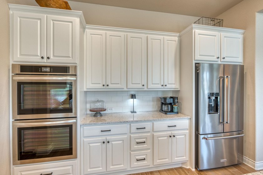Like New, this incredible home located in the Lake LBJ community - photo 11