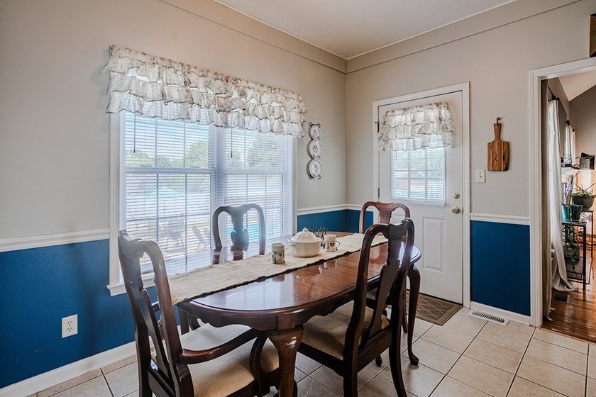 Welcome to this beautiful 3 bedroom 2 bath brick home located in - photo 19
