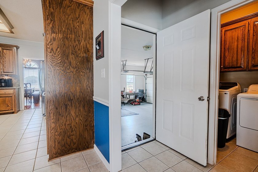 Welcome to this beautiful 3 bedroom 2 bath brick home located in - photo 21