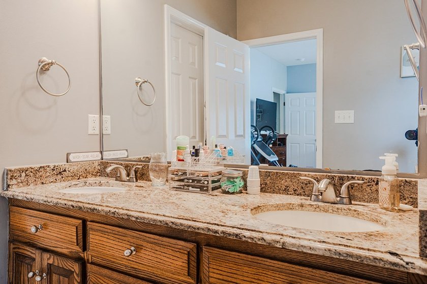 Welcome to this beautiful 3 bedroom 2 bath brick home located in - photo 29