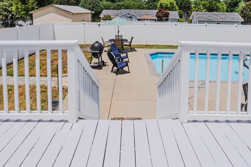 Welcome to this beautiful 3 bedroom 2 bath brick home located in - photo 38
