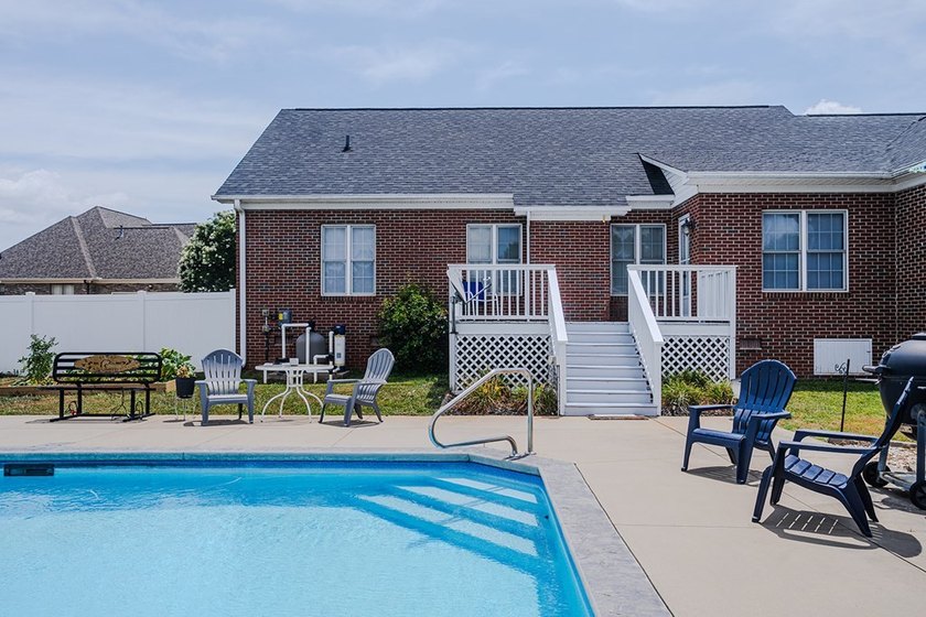 Welcome to this beautiful 3 bedroom 2 bath brick home located in - photo 43