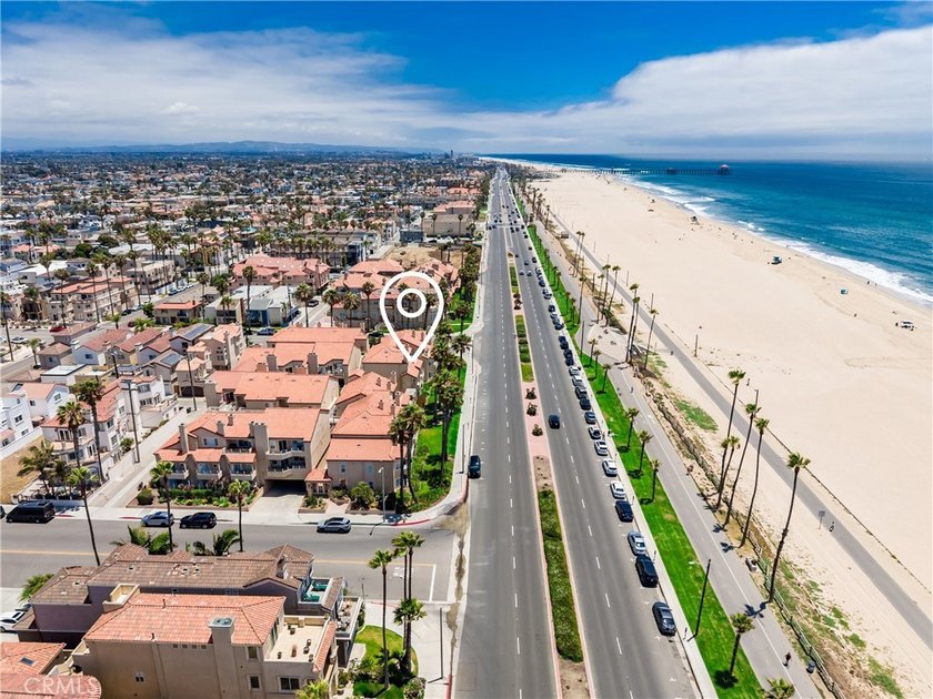 Welcome to coastal living at its finest. Perfectly positioned - photo 43