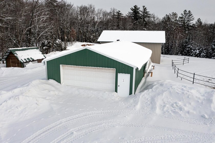 Plum Lake Event &amp; Equestrian Center is a rare 40-acre hobby farm - photo 49
