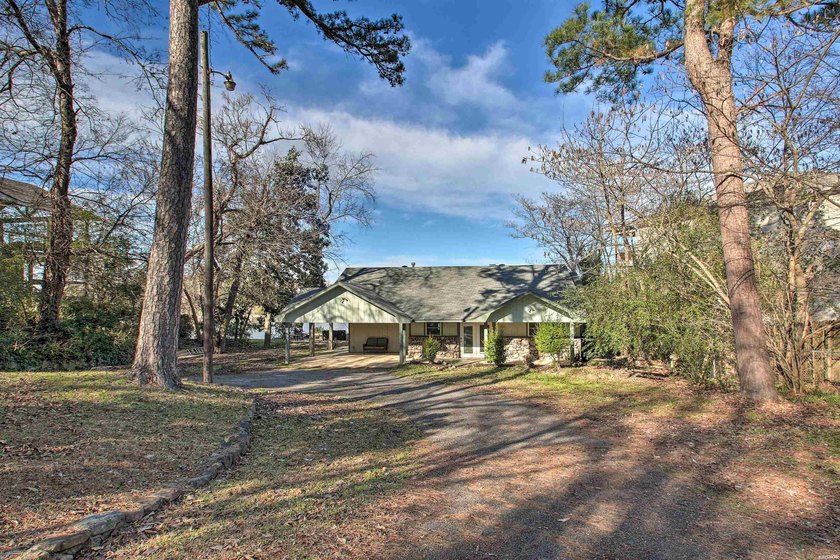 An exceptional opportunity on prestigious Lookout Point off Hwy - photo 4