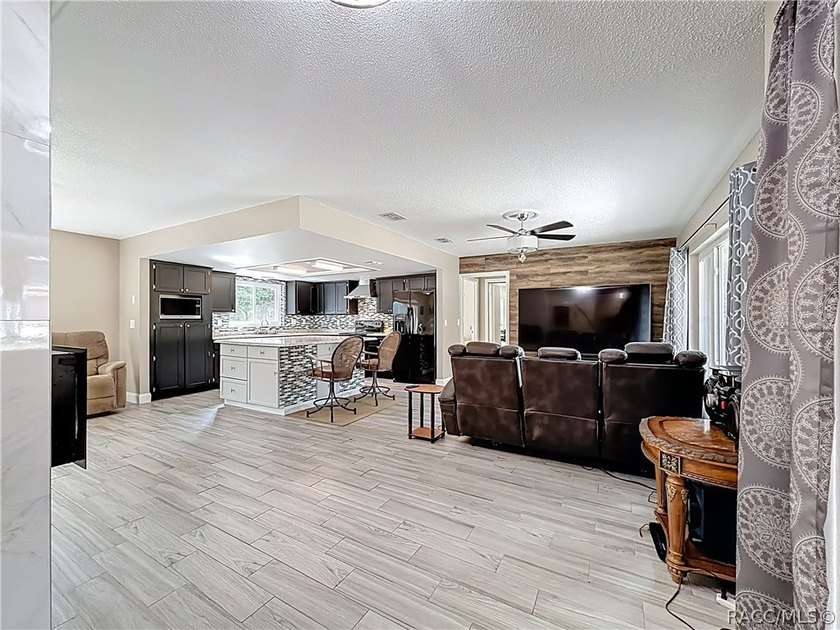 This updated 2-bedroom, 2-bathroom home at 11 Sweetgum Court - photo 6