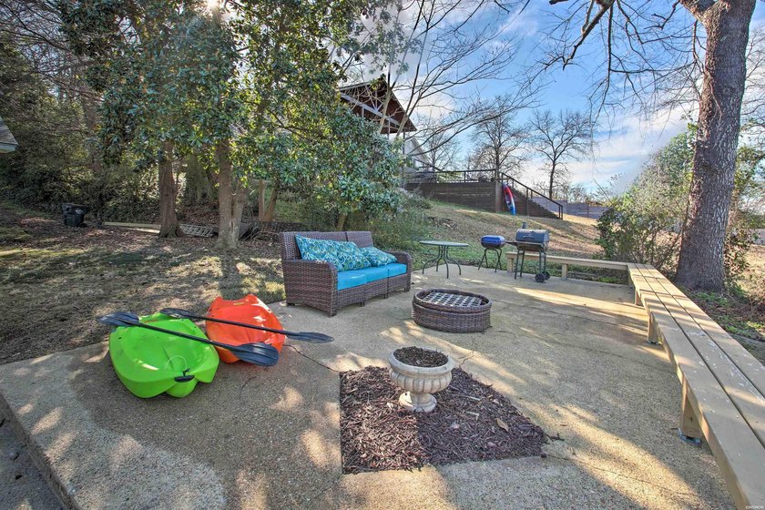 An exceptional opportunity on prestigious Lookout Point off Hwy - photo 7