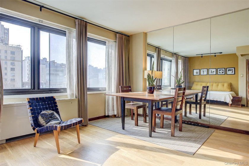 Price Improvement Sun-Drenched. Stunning. Sprawling. Welcome to - photo 3
