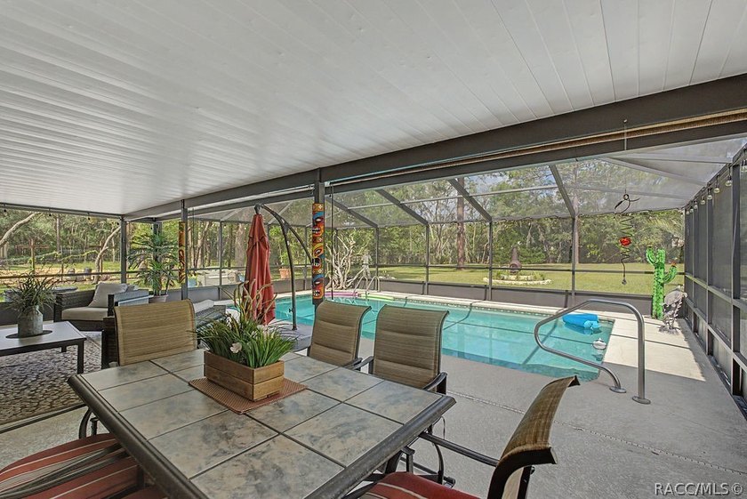 Welcome to your oasis in the heart of Citrus County! This - photo 38