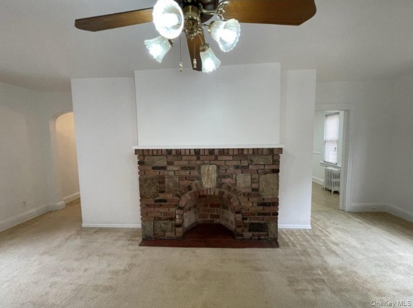 Great Location!! Excellent opportunity!! Two 1-bedroom units - photo 3