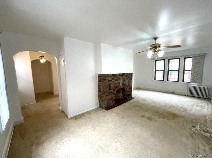 Great Location!! Excellent opportunity!! Two 1-bedroom units - photo 7