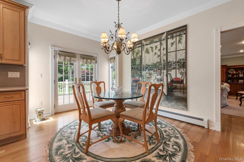 Welcome home to 6 Briana Court, a beautifully maintained - photo 15