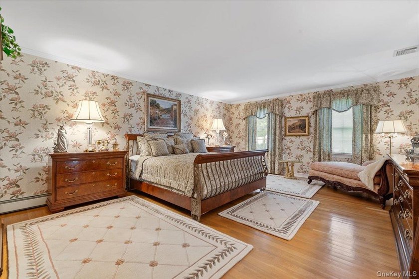 Welcome home to 6 Briana Court, a beautifully maintained - photo 23