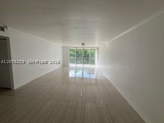 Discover this spacious and beautifully renovated 1,677 SF - photo 4