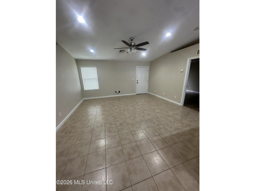 Move-In Ready 3 Bedroom, 2 Bath Home! Step into this recently - photo 6
