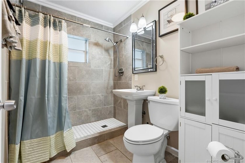 Beautifully updated triplex in one of Stuart's charming *Old - photo 8