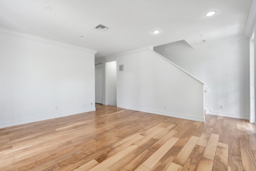 RARE LIVE/WORK CORNER UNIT IN THE HEART OF ABACOA! Showcasing - photo 12
